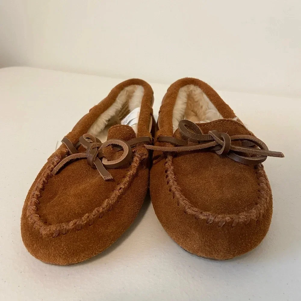 NWOT | Crewcuts kids Sherpa lodge moccasin slippers‎ — size 13